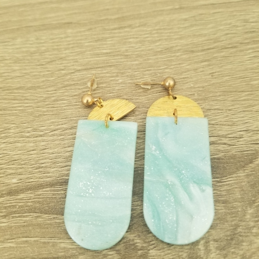Earring Bundle - Picture 6 of 8